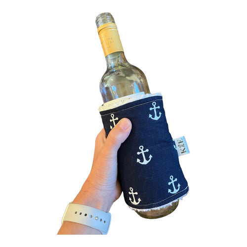 Wine Sleeve, anchors on navy